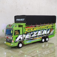 Limited Miniatur mobil truk oleng kayu tronton hino jumbo 70cm full