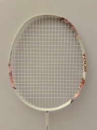 Yonex Nanoflare 700 tour 4U G5
