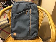 moshi Venturo 便攜式筆電斜肩背包 鋼藍色
