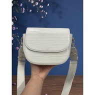 Genuine leather bag with crocodile embossing, brand Fennec, size 20 wide, 15 high