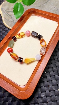 原創手工客製天然多寶手鏈  色澤油潤  配天然花珀桶珠