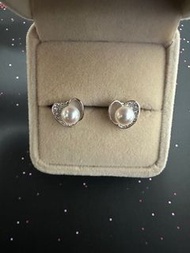 Mikimoto ~ Cherishing Love18K白金珍珠鑽石耳環