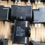 LY Explosion-Proof Ipasok Ang Capacitor 2Uf 5Uf 440V Air Conditioning Fan Pagsisimula Ng Capacitanc