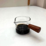 日式玻璃木柄小奶雙嘴有刻度濃縮拿鐵意式咖啡小量杯有現貨