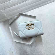 Chanel 19款淺灰色拉鍊零錢包羊皮金釦AP0949