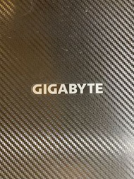 技嘉 GIGABYTE G5 KC-8TW2130SH（RTX3060 / I7處理器 / 15.6吋 / IPS面板）