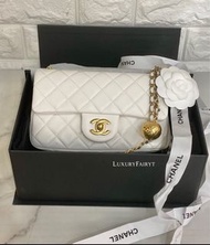 24/11 Update 現貨｜Chanel 22B Mini Cf 20cm😆🔥白色羊皮 超級爆款金球 珍惜尾班車🥰🔥