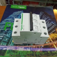 Mcb Schneider Ik60N/Ik60A 3P 10A