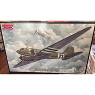 Roden 308 Douglas C-47 Skytrain 1/144
