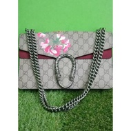 Gucci Dionysus Bloom.