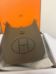 全新Hermes mini Evelyne大象灰