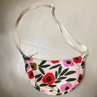 Uniqlo x marimekko bag