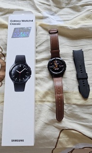 三星 Samsung Galaxy Watch 4 Classic 42mm Bluetooth black (藍牙）