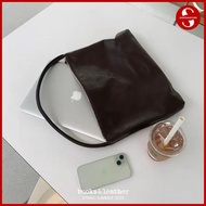 BUCKS AND LEATHER, MOMO CLASSIC SHOULDER BAG MEDIUM, POBL11 (KPBL11)