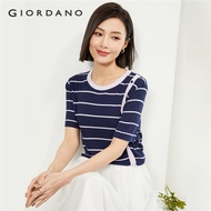 GIORDANO ผู้หญิง เสื้อกันหนาว ปุ่มตัดกัน เสื้อกันหนาวลาย Crewneck แขนสั้น แฟชั่นฤดูร้อน เสื้อกันหนาว