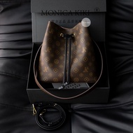 Monica Kiki Female Bag New Style Ladies Large Capacity Classic Messenger Bag Presbyopic Portable Buc