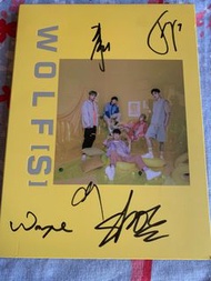 五堅情 W0LF(S) 陳零九 黃偉晉 婁峻碩 邱鋒澤 賴晏駒 親筆簽名 專輯