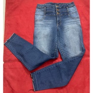 [Auth 85%] Women's long jeans purchased in the US - waist 72–74cm, length 92cm, no inner pockets, be