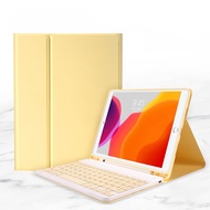 เคสคีย์บอร์ดไทย iPad Gen 7 10.2  Air 3 2019 9.7 Gen 6 Pro 10.5 เก็บปากกาได้ iPad keyboard case