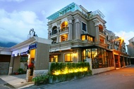 溪畔22號民宿 (Creekside No.22 Bed and Breakfast)