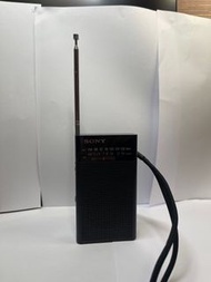 DSE listening Sony 收音機 （送釘裝實體pp)
