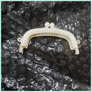 8 pcs for 200 white or black Plastic Purse Frame DIY Crochet Arch Kiss Clasp Lock 8.5c