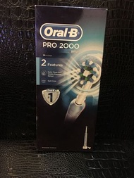 Oral-B 電動牙刷PRO 2000