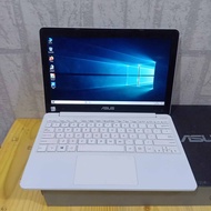 Notebook Asus E203MAH Celeron-N4000 Intel UHD Graphics 600 SSD 256Gb Ram 2Gb Gen Terbaru