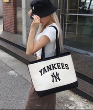 韓國優惠預訂 3色選 MLB NY Yankees LA 刺繡logo 拼色tote bag  肩咩袋 多用途袋
