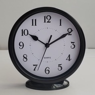 Clock Pendulum Desktop Bedroom Silent Quartz Clock Student Dormitory Clock Desktop Placement Bedroom