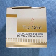 Day Cream with Argan Oil Tuz Golu dari Turki 80 ml