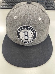 布魯克林籃網 Brooklyn Nets 灰色 後扣帽 snapback