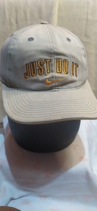 Topi nike vintage Caps