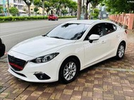 正2016/6出廠6月領牌 MAZDA MAZDA3  4D  尊榮版   極光白搭黑內裝 已認證 正一手中部女用車 無