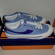 sepokat compas retro low baby blue - 40