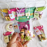 .mini Goody bag Complete - souvenir Contains 2 Character Chocolate, angpau Envelope, Greeting Card (