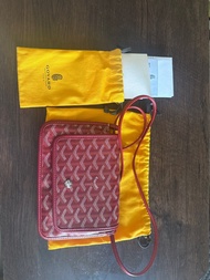 Goyard 红色信封包