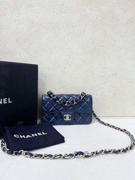 Chanel classic flap mini
