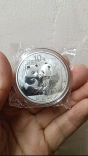 2009熊貓銀幣 10元一安士