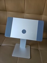 11" iPad Pro Magnetic Tablet Stand with Height Adjustment 磁吸平板电脑支架