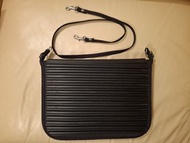Vintage Mandarina Duck ribbed crossbody tank bag