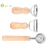 3PCS Ravioli Pasta Cutter Set, Ravioli Stamp Maker with Wooden Handle Ravioli Cutter Pasta Cutter fo