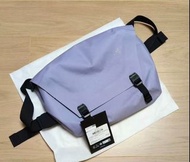 Arcteryx始祖鳥 GRANVILLE10L Courier翻蓋開合可調式肩帶戶外包織岩霜紫色男女同款情侶款