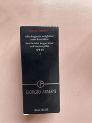 Giorgio Armani Power Fabric+ 持久啞緻粉底液