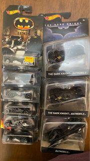 Hotwheels Batman dark knight 1989 Batmobile set not mcfarlane tomica hottoys