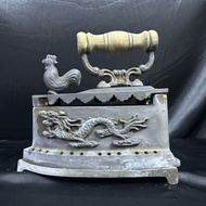 Bronze chicken iron 24cm high