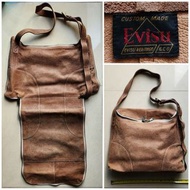 Evisu Y2K style 防刮粗裂紋紗皮信差袋  斜孭袋 單肩袋 leather distressed suede messenger bag 特色一體設計 拉鏈可全舖平張開袋 牛仔褲 品牌 皮