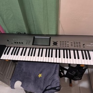 Korg Krome 61 EX, 61-Keys Synthesizers Workstation Bekas Mulus Pol