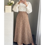 Floral Skirt by Edmee Outfit