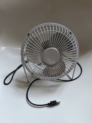 新淨usb桌上風扇